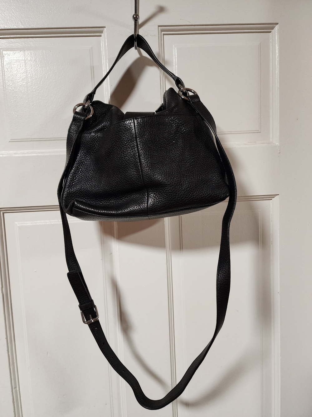 Vince Camuto Black Leather Crossbody Bag, Elegant Designer Handbag - Picture 6 of 11